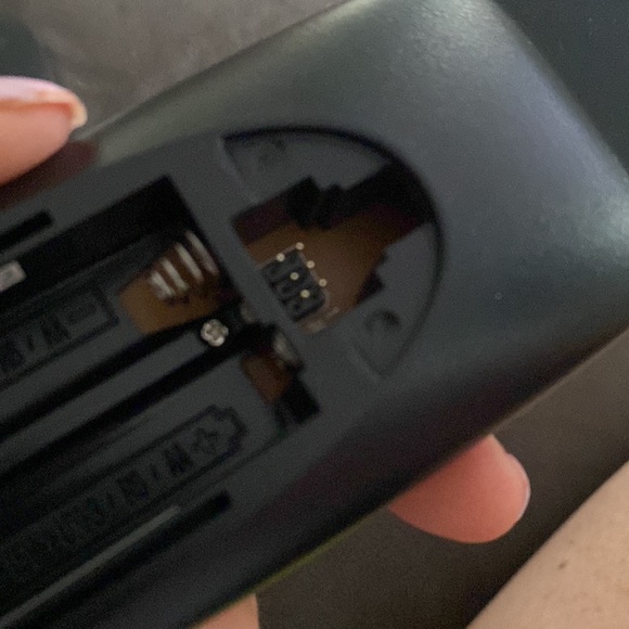 Silver Xfinity remote control in brand new shape - Picture 8 of 12